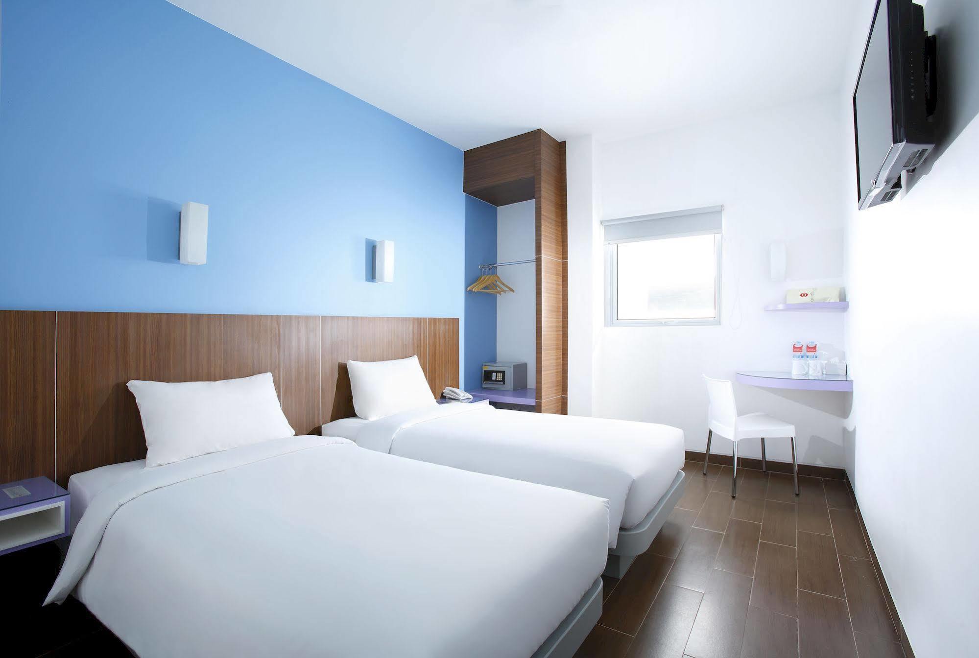 Amaris Hotel Tangerang Luaran gambar